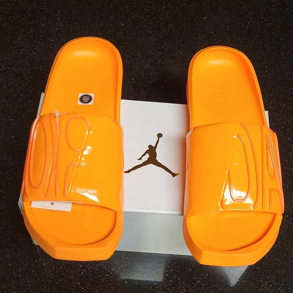 Jordan NOLA Slide - Picture 2 of 6